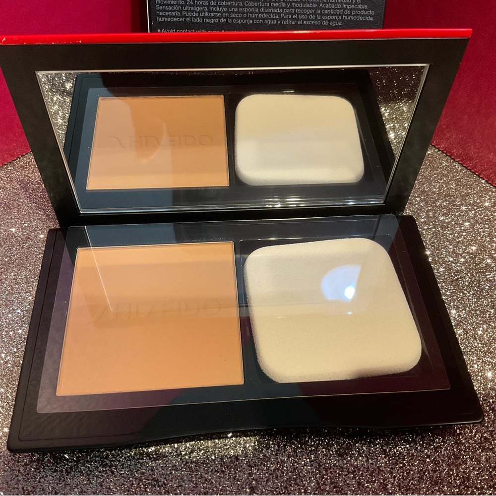 SHISEIDO Synchro powder foundation- OAK #340 - Picture 7 of 11